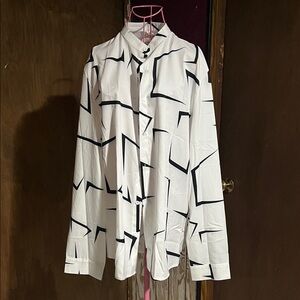 Stylish Black and White Geometric Men's Dress Shirt